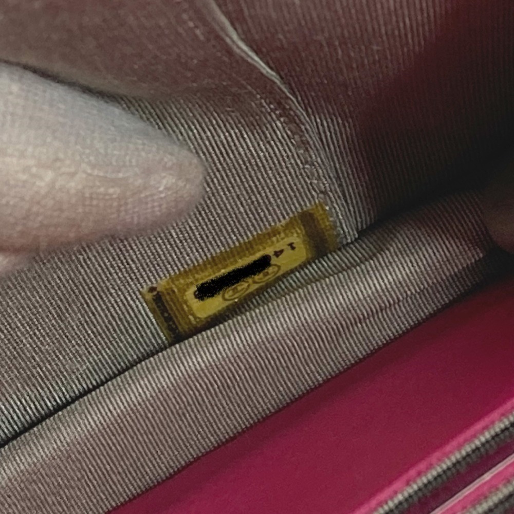 CHANEL Authentic Pink Leather Wallet - Picture 13 of 16